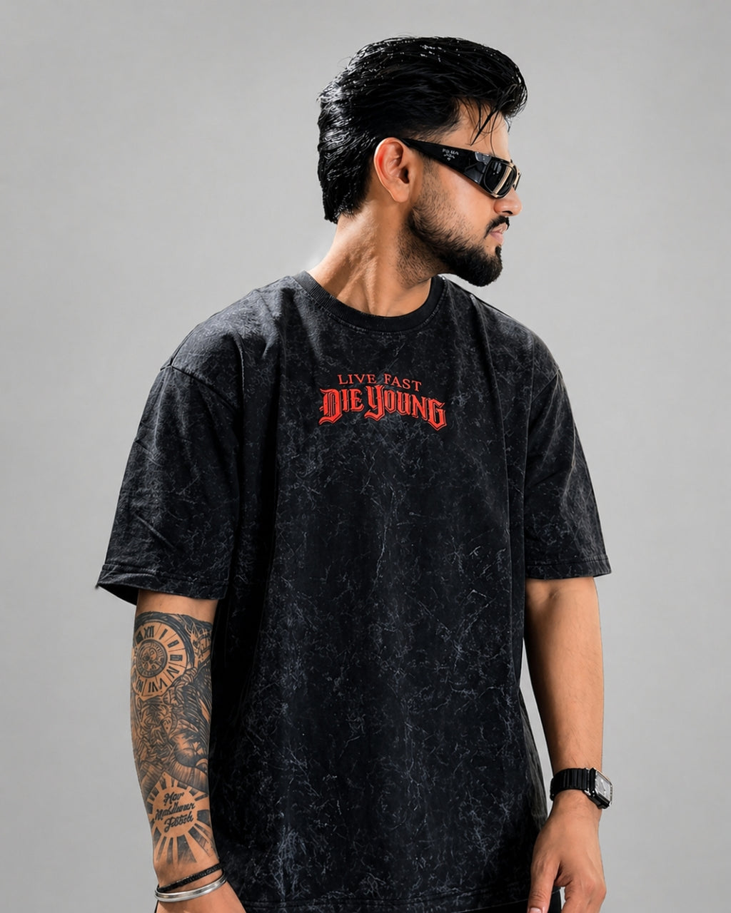 LIVE FAST - ACID WASH T-SHIRT
